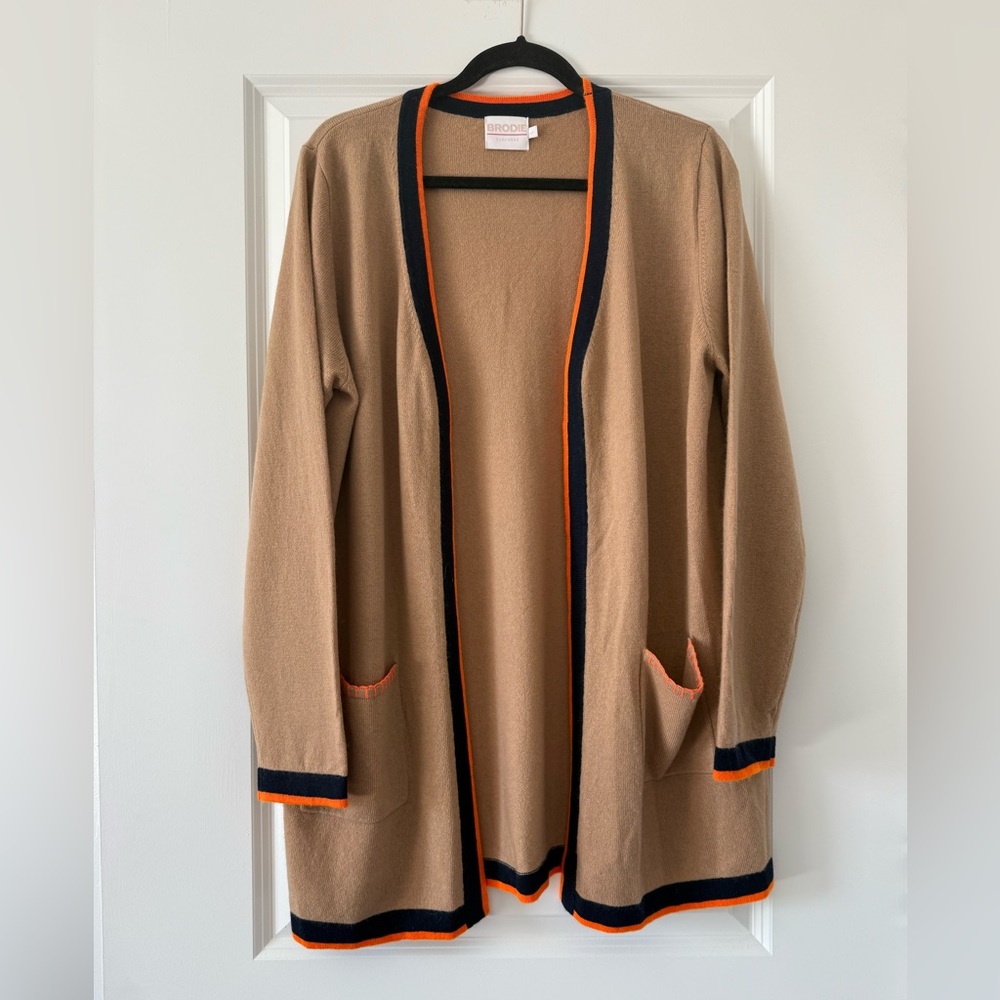 Brodie Cashmere Camel Open Cardigan with Navy & Orange Accents - L